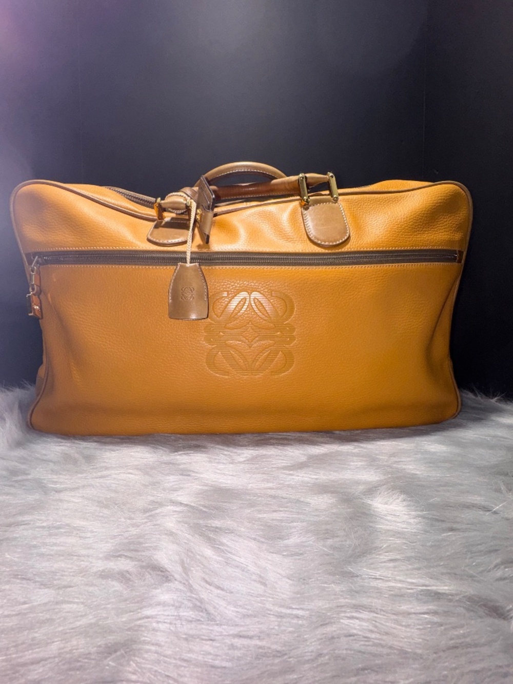 Loewe Anagram Weekender